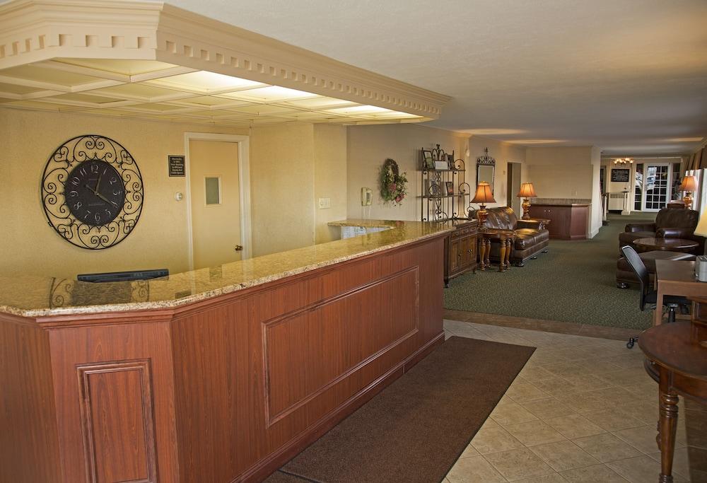 Magnuson Grand Pioneer Inn And Suites Escanaba Kültér fotó