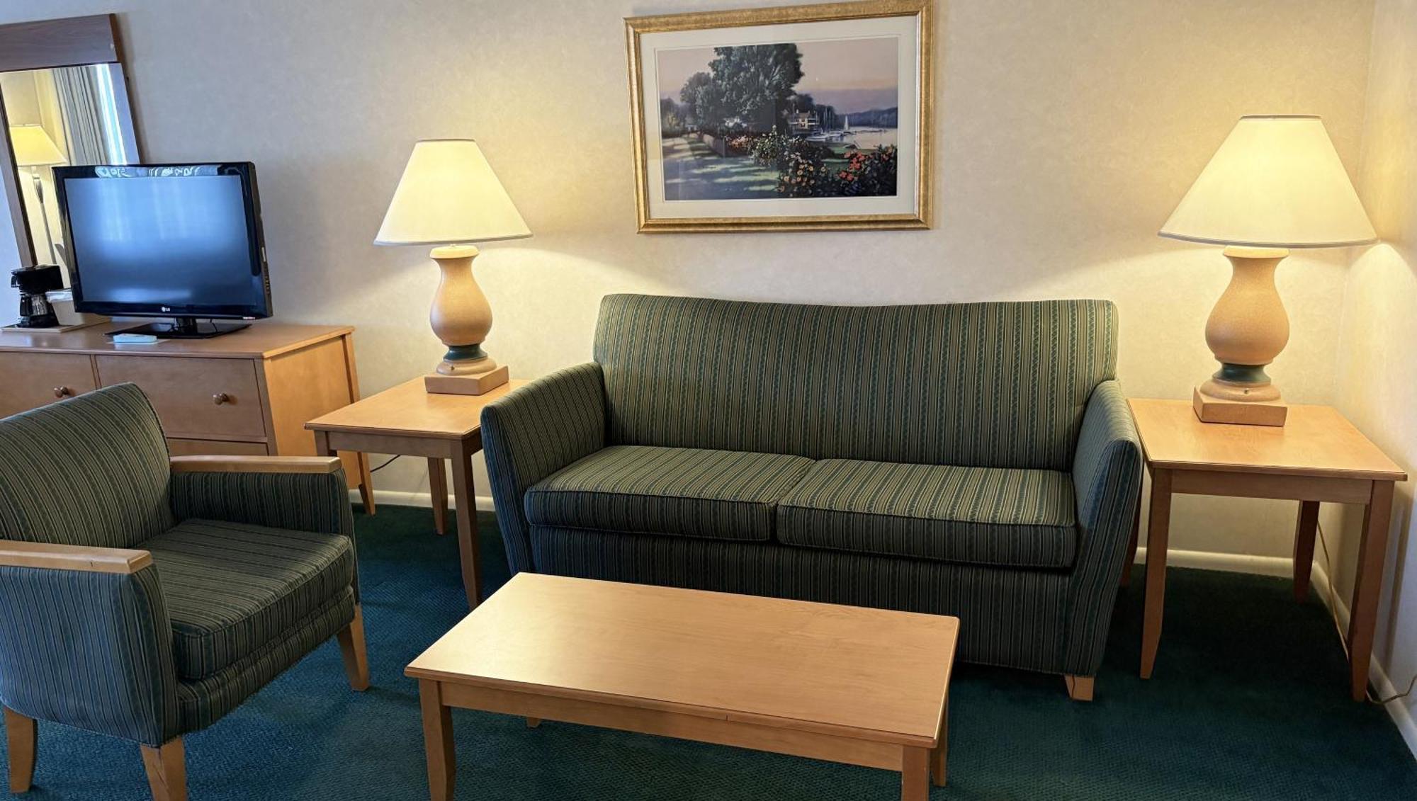 Magnuson Grand Pioneer Inn And Suites Escanaba Kültér fotó