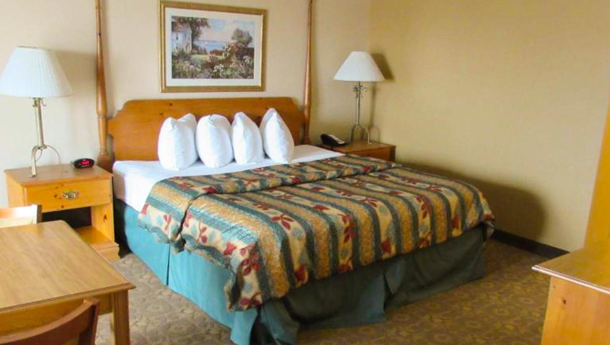 Magnuson Grand Pioneer Inn And Suites Escanaba Kültér fotó