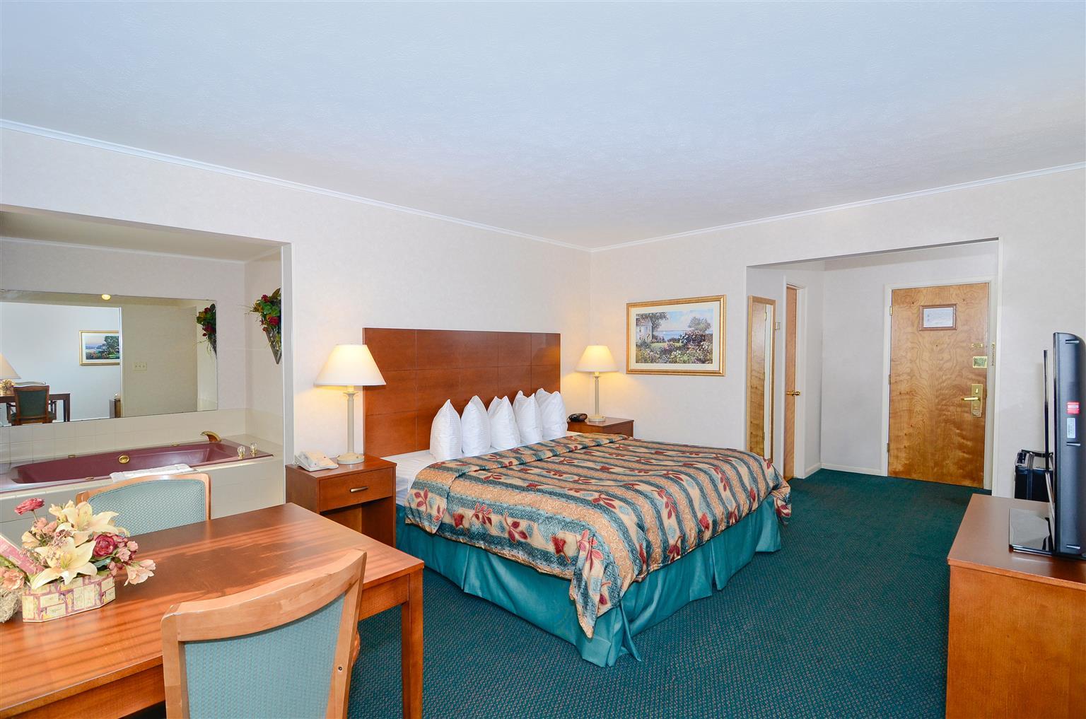 Magnuson Grand Pioneer Inn And Suites Escanaba Szoba fotó
